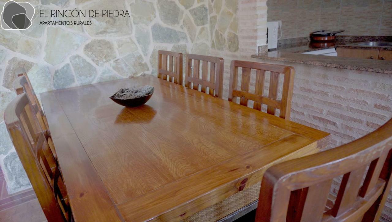 Aparthotel El Rincon De Piedra à Enguídanos Extérieur photo
